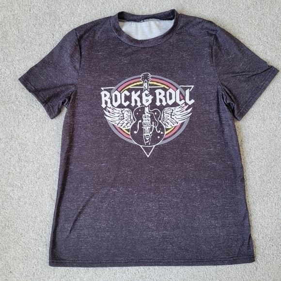 SHEIN Tops - ✨SHEIN LUNE Letter Graphic Rock & Roll Tee✨
